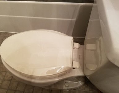 Is biscuit the same color as almond?