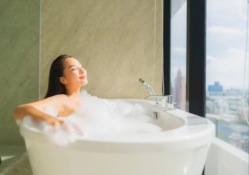 Bathtubs for tall people with shower