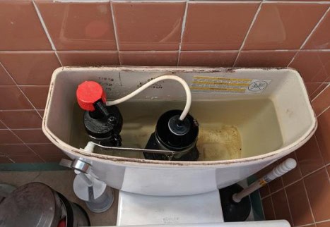 Toilet refill hose keeps running