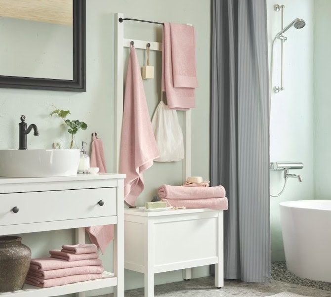 Where to put wet towels after shower